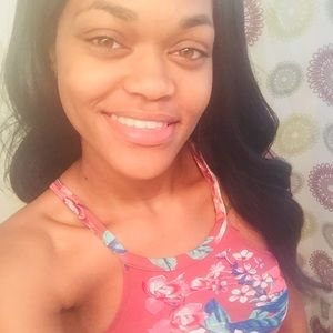 Meet your Posher, Deshaunda